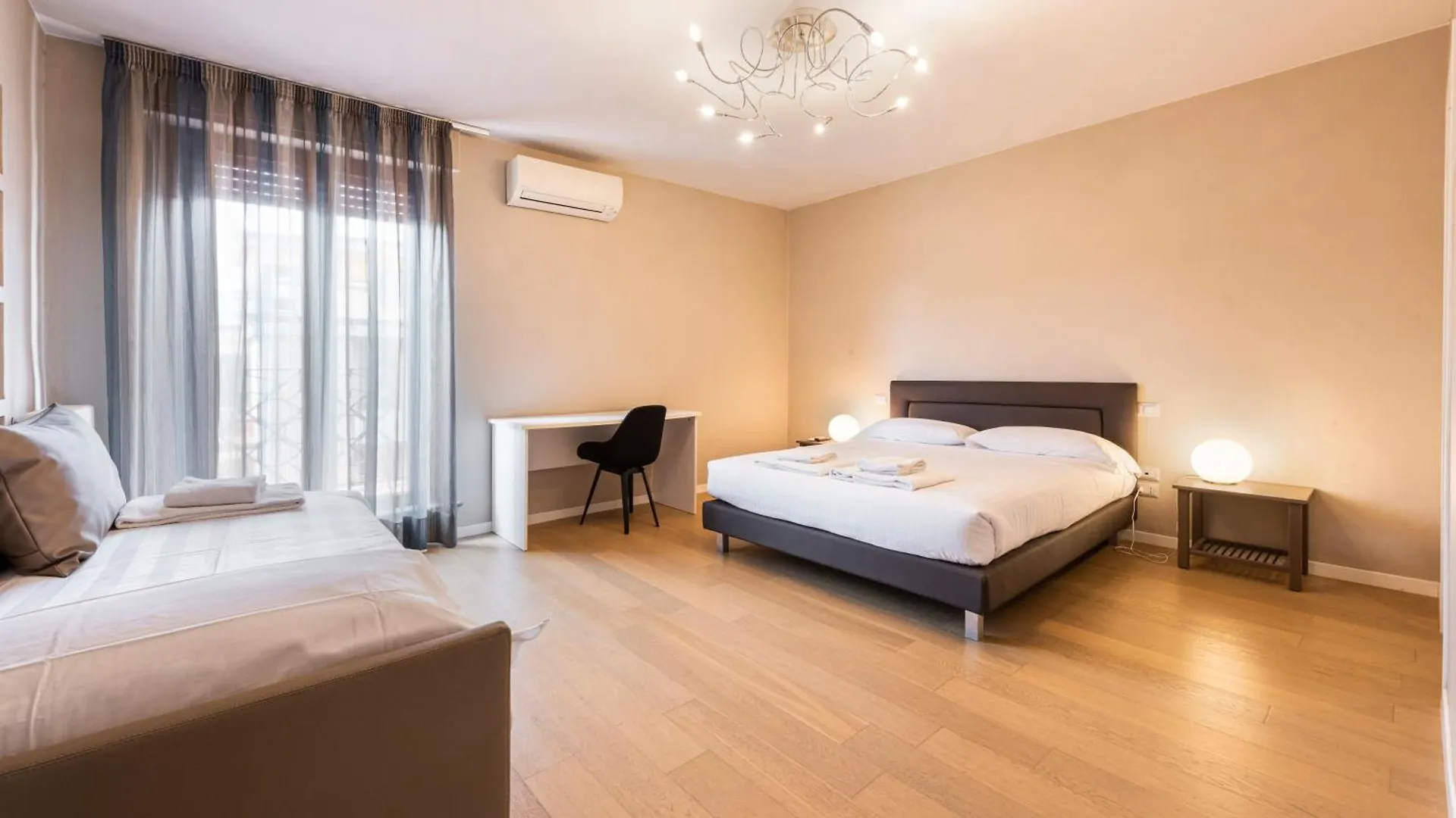 Santa Caterina Deluxe By Mmega Apartment Florence