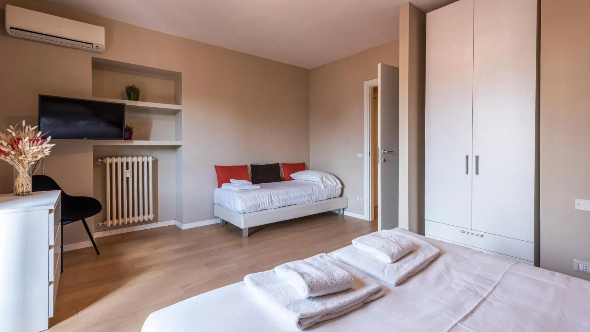 Santa Caterina Deluxe By Mmega Apartment Florence Italy