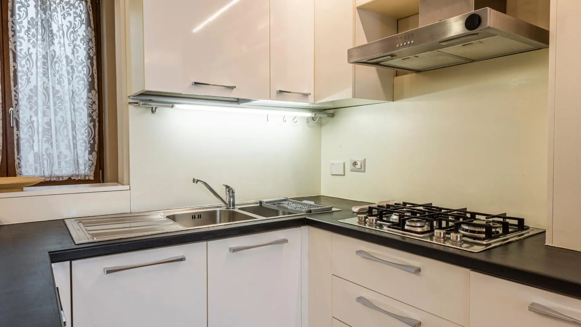 Santa Caterina Deluxe By Mmega Apartment Florence